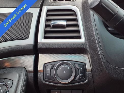 Used 2015 Ford Explorer XLT w/ Equipment Group 202B AWD/4WD image 28