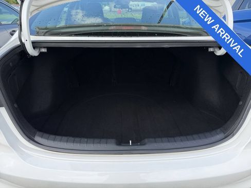 Used 2022 Kia Forte LXS w/ LXS Technology Package FWD image 23