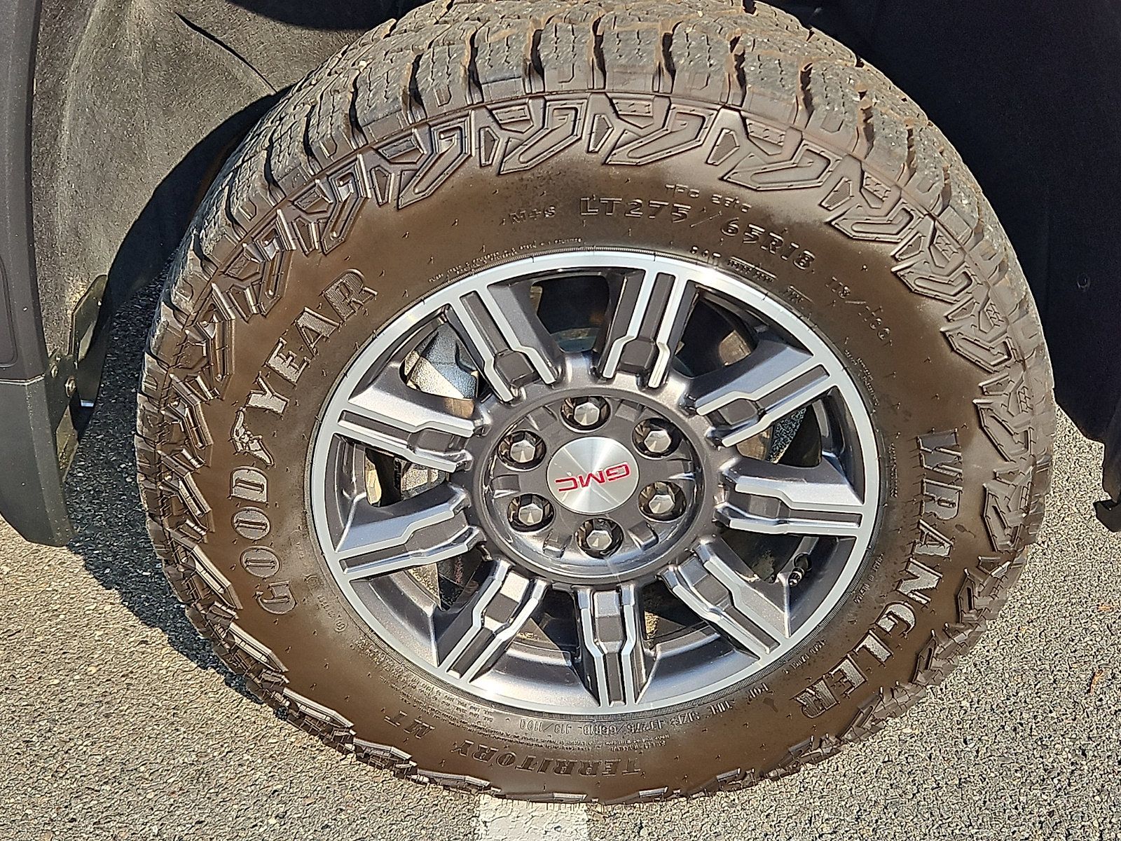 Certified 2025 GMC Sierra 1500 AT4 AWD/4WD image 8