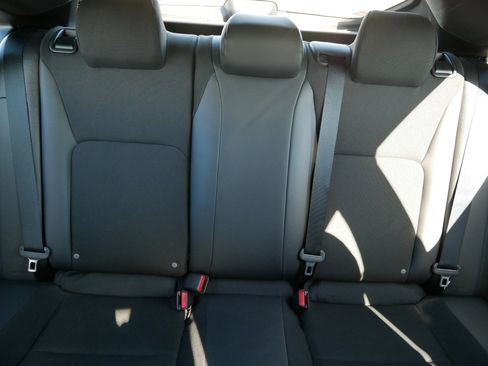 Used 2024 Honda Civic Sport image 13