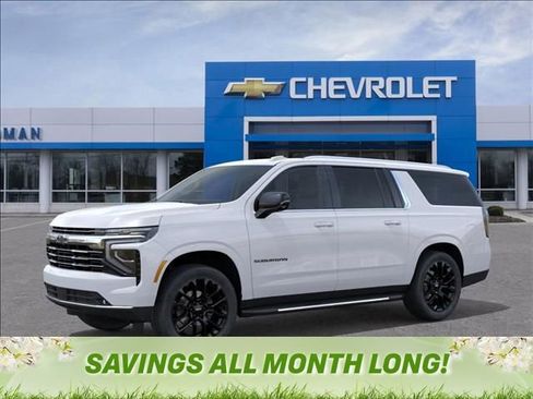 New 2026 Chevrolet Suburban LT w/ Comfort Package image 2