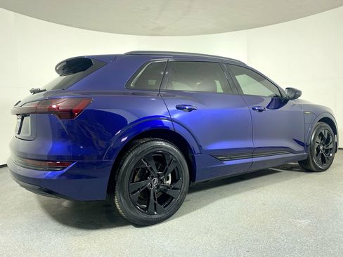 Used 2021 Audi e-tron Premium w/ Convenience Plus Package image 36