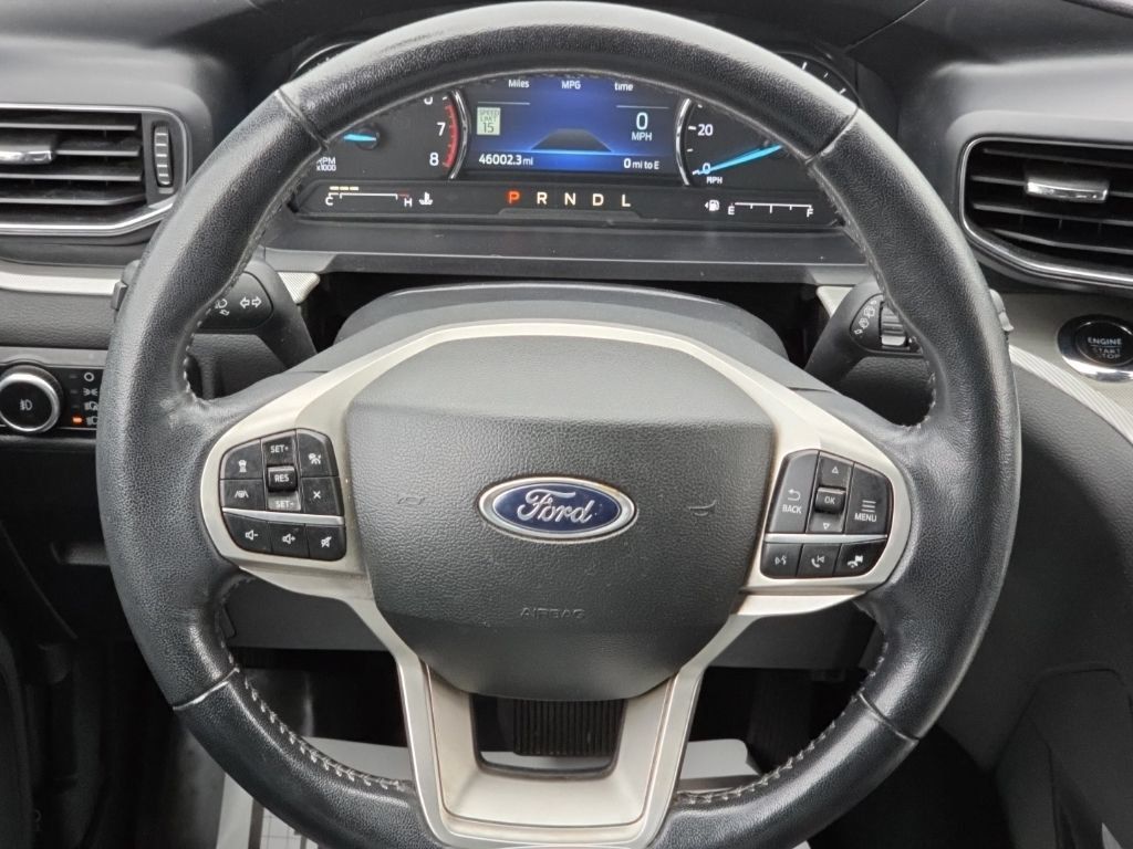 Used 2023 Ford Explorer XLT w/ Equipment Group 202A AWD/4WD image 27