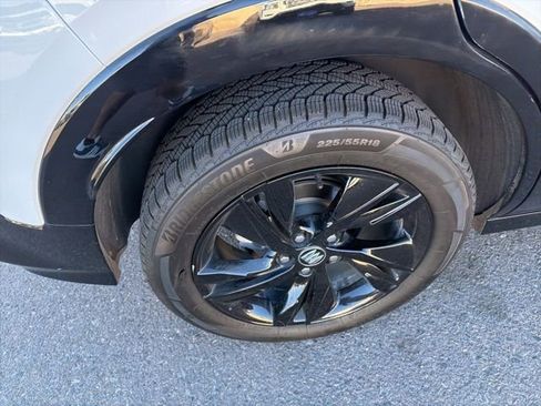 Used 2024 Buick Encore GX Sport Touring image 13