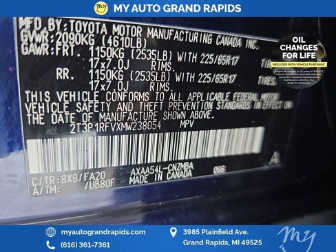 Used 2021 Toyota RAV4 XLE image 34