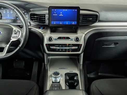 Certified 2023 Ford Explorer XLT AWD/4WD image 16