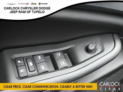 New 2025 Jeep Grand Cherokee Altitude image 12