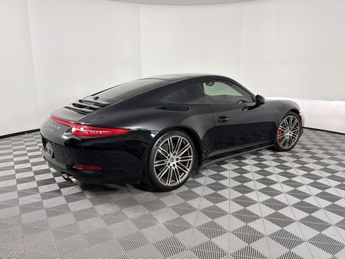 Certified 2015 Porsche 911 Carrera 4S image 9