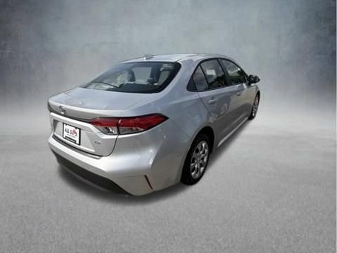 Used 2026 Toyota Corolla LE FWD image 10
