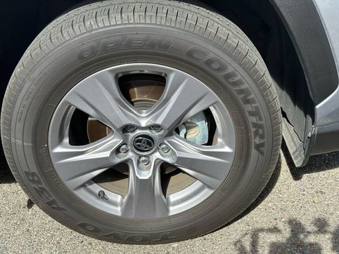 Used 2025 Toyota RAV4 XLE w/ Convenience Package AWD/4WD image 14