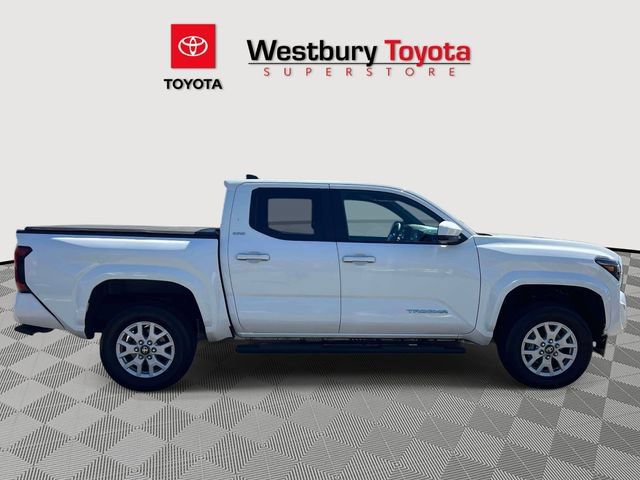 Used 2024 Toyota Tacoma SR5 AWD/4WD image 6