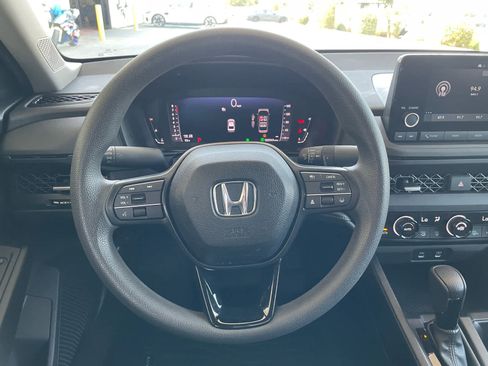 Used 2024 Honda Accord EX image 11