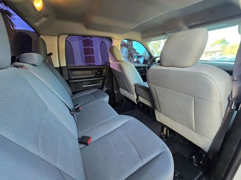 Used 2018 RAM 2500 Tradesman w/ Chrome Appearance Group AWD/4WD image 15