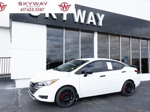 Used 2024 Nissan Versa S w/ Trunk Package image 1