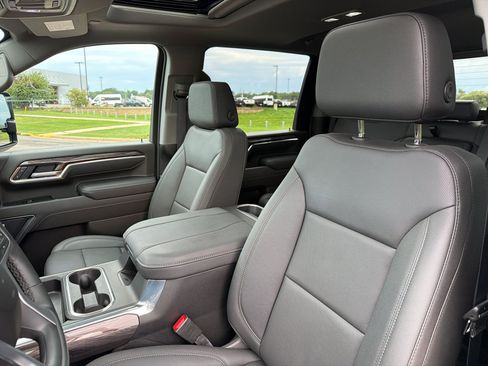 Used 2026 Chevrolet Silverado 3500 LTZ w/ Trail Boss Package AWD/4WD image 18