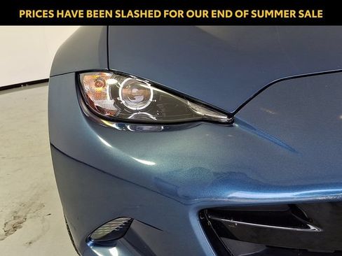 Used 2019 MAZDA MX-5 Miata RF Grand Touring RWD image 10