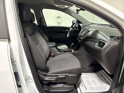 Used 2024 Chevrolet Equinox LT w/ LPO, Floor Liner Package image 21