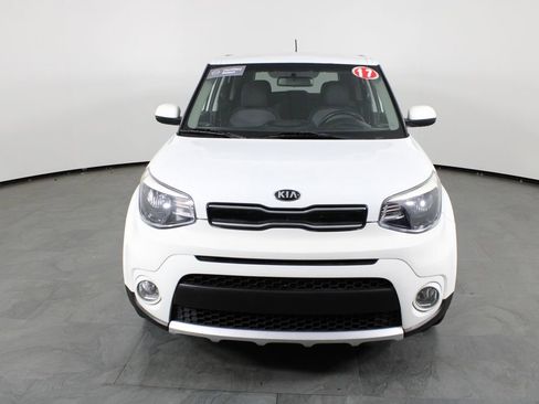 Used 2017 Kia Soul + w/ Audio Package image 11