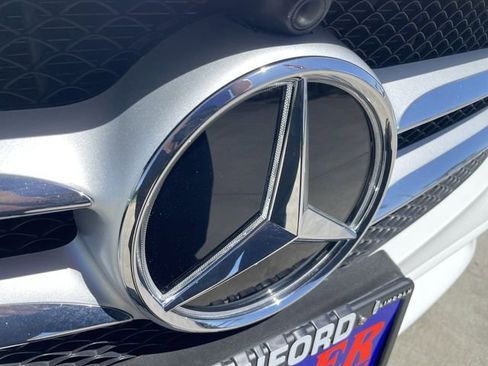 Used 2020 Mercedes-Benz C 300 Sedan w/ Premium Package image 31