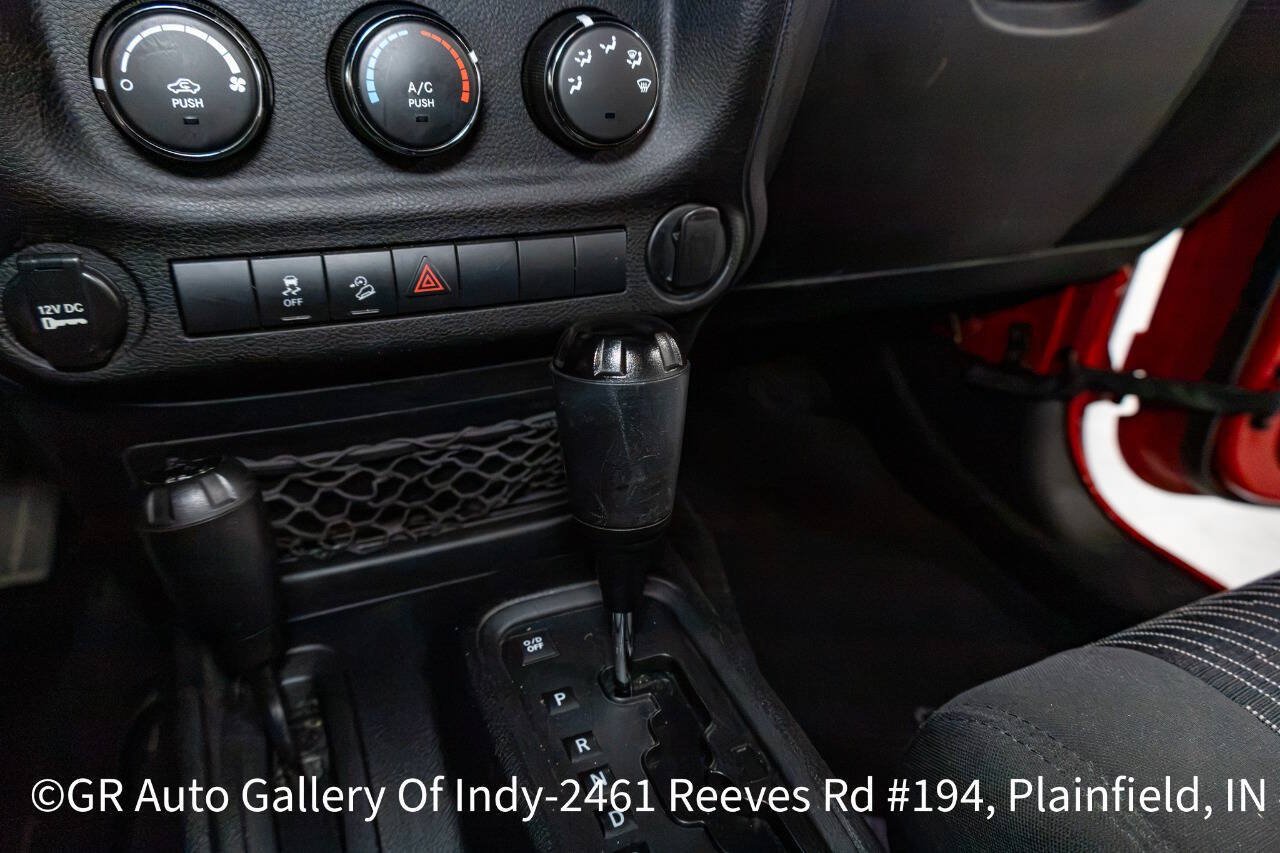 Used 2011 Jeep Wrangler Sport AWD/4WD image 14
