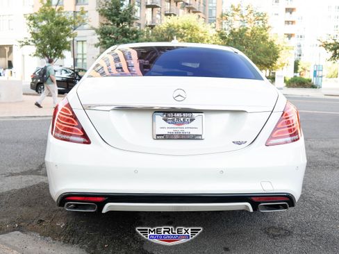 Used 2017 Mercedes-Benz S 550 Sedan image 6