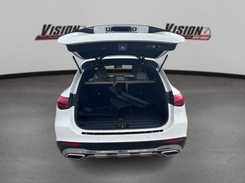 Used 2023 Mercedes-Benz GLC 300 image 11