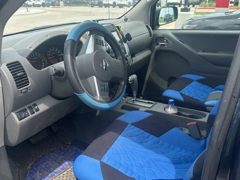 Used 2019 Nissan Frontier SV RWD image 6