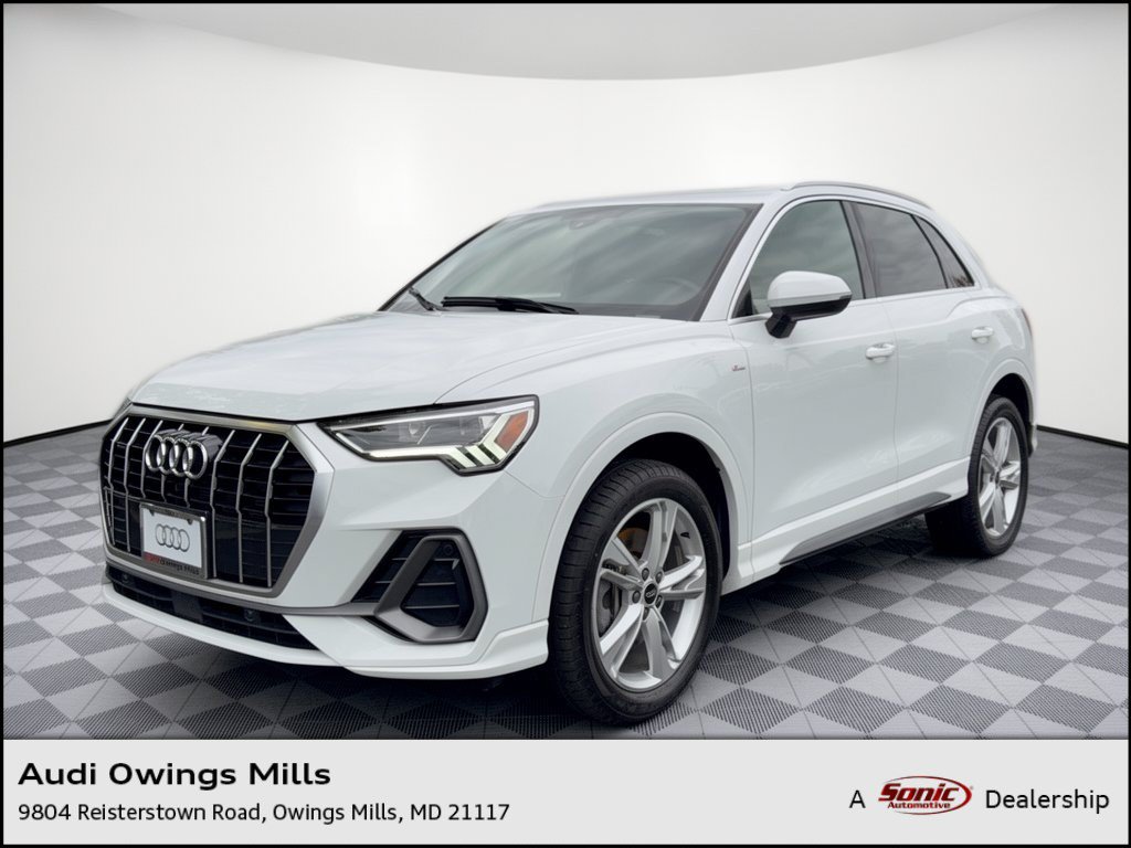 Used 2024 Audi Q3 2.0T Premium AWD/4WD image 1