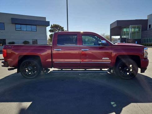 Used 2018 Chevrolet Silverado 1500 High Country image 7