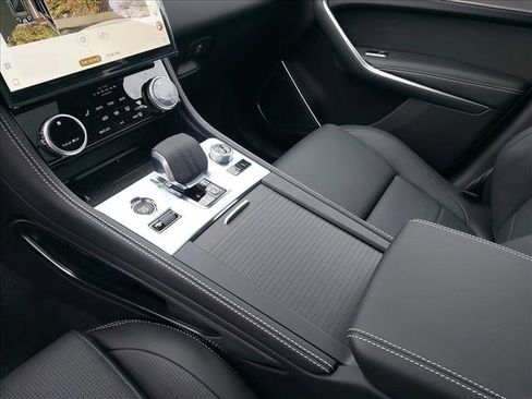 New 2026 Jaguar F-PACE R-Dynamic S image 21