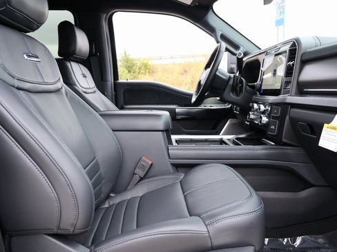 New 2026 Ford F250 Platinum image 9