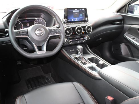 Used 2024 Nissan Sentra SR w/ SR Premium Package image 5