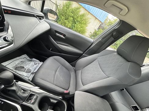 Used 2021 Toyota Corolla LE FWD image 33