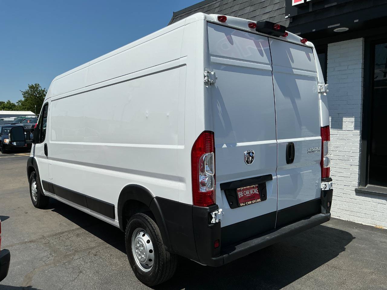 Used 2023 RAM ProMaster 2500 FWD image 5