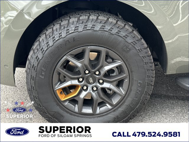 Used 2025 Ford Expedition Tremor AWD/4WD image 19