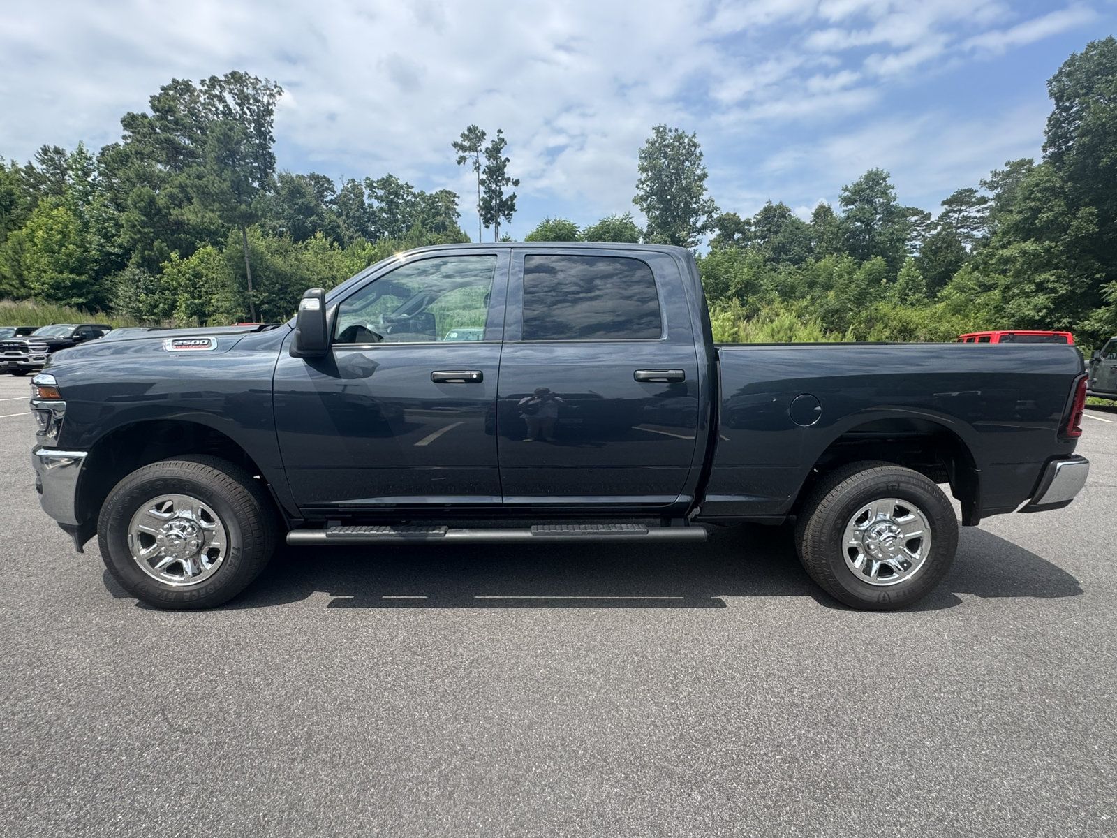 Certified 2025 RAM 2500 Tradesman AWD/4WD image 8