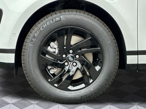 New 2026 Land Rover Range Rover Evoque S AWD/4WD image 13