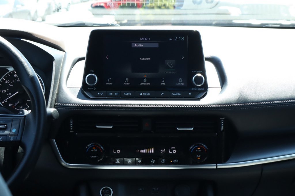 Used 2022 Nissan Rogue SV AWD/4WD image 28