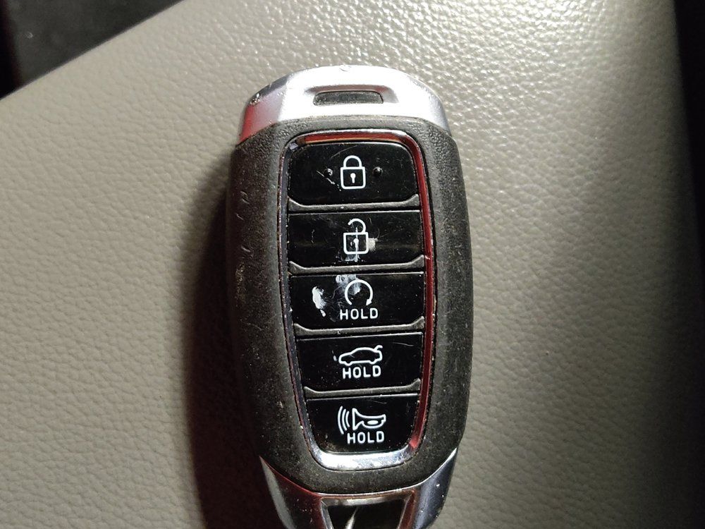 Used 2021 Hyundai Elantra SEL FWD image 32