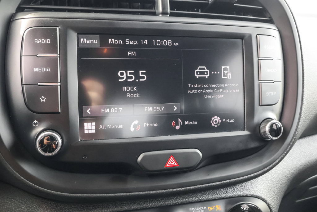 Used 2024 Kia Soul LX w/ Option Group 015 FWD image 22