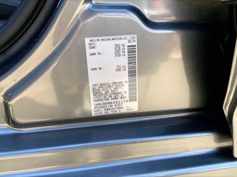 Used 2024 Nissan Altima 2.5 SV FWD image 33