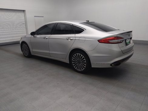 Used 2018 Ford Fusion Titanium image 3
