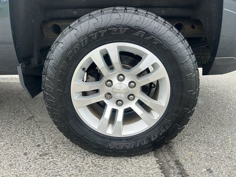Used 2019 Chevrolet Silverado 1500 LT w/ All Star Edition AWD/4WD image 20