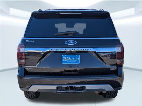 Used 2021 Ford Expedition XLT image 5