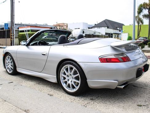 Used 2000 Porsche 911 Carrera 4 AWD/4WD image 3