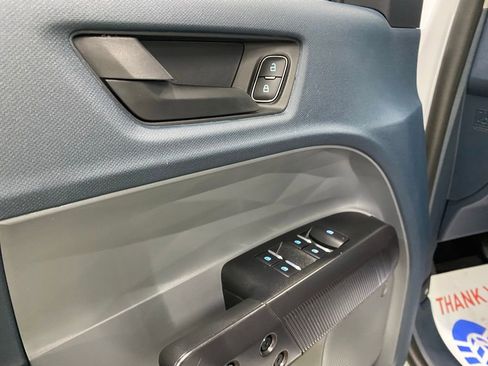 New 2025 Ford Maverick XL image 26