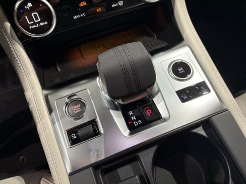 New 2026 Jaguar F-PACE R-Dynamic S image 19