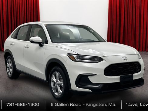 Used 2023 Honda HR-V LX image 3