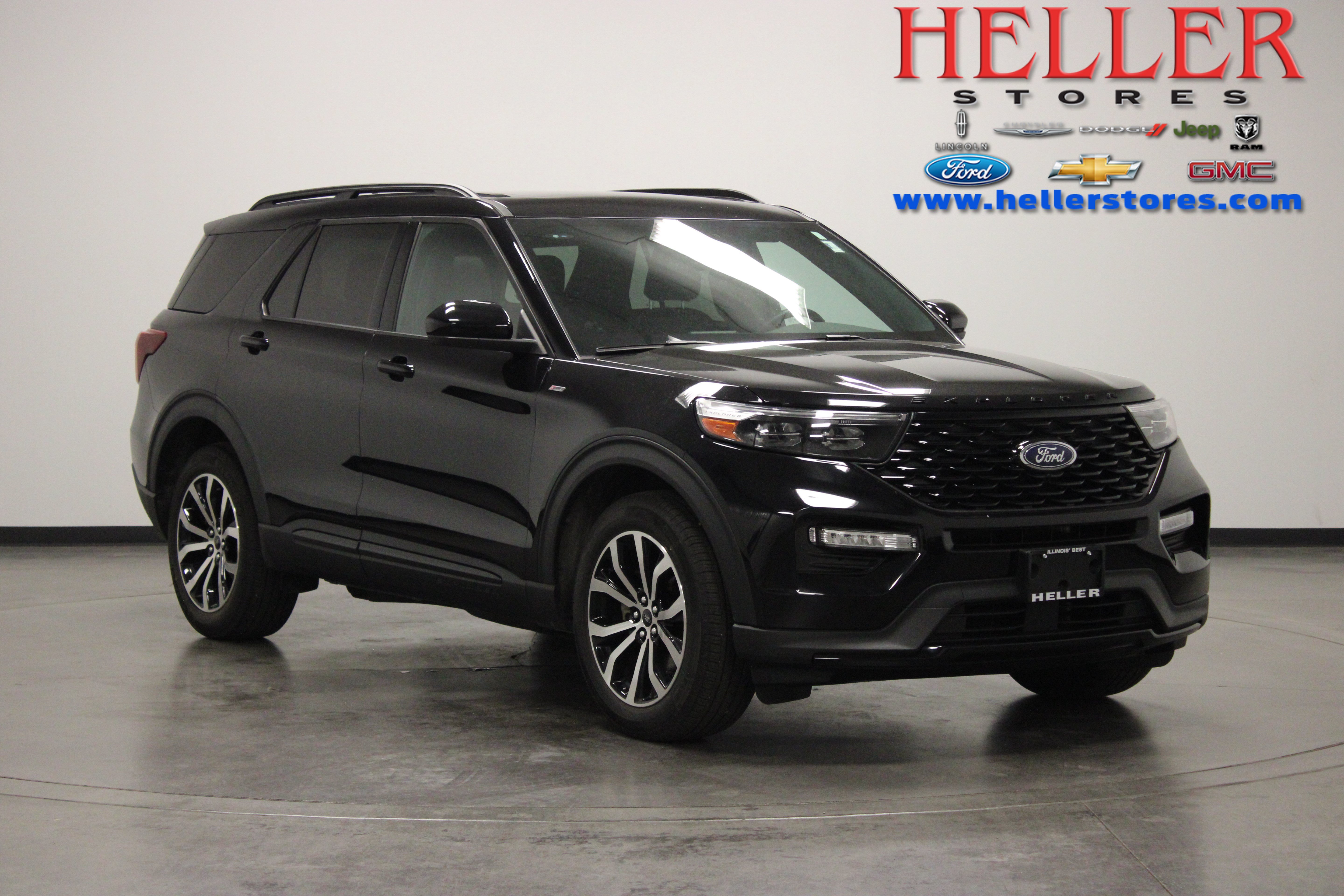 Used 2024 Ford Explorer ST-Line w/ Class IV Trailer Tow Package AWD/4WD image 1
