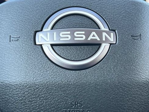New 2026 Nissan Pathfinder Platinum FWD image 5
